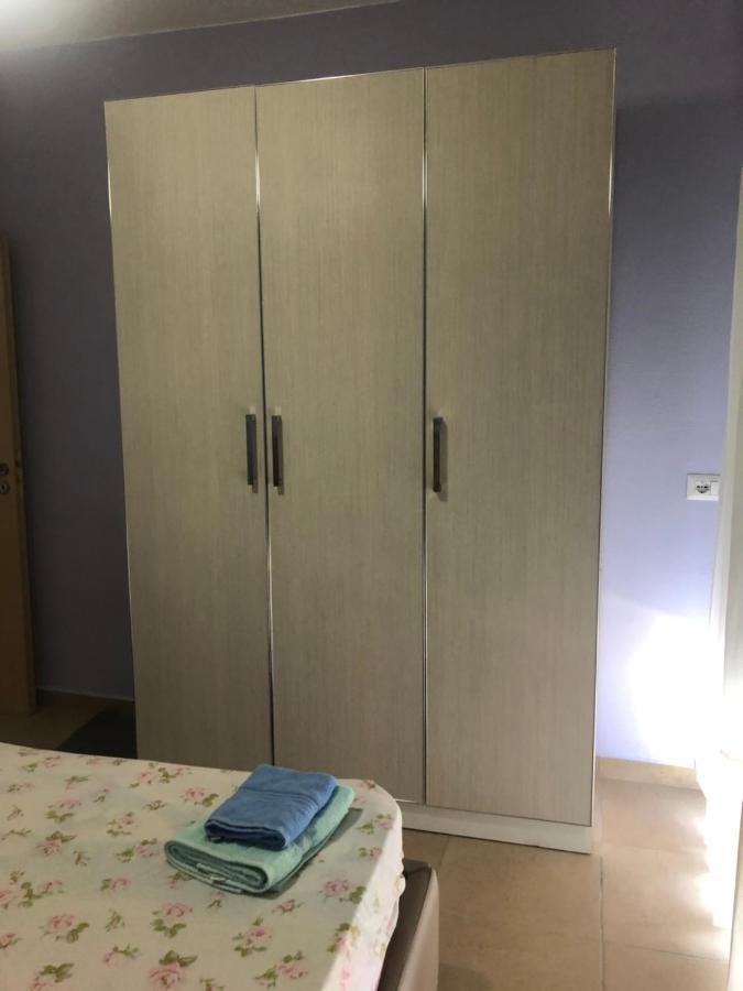 Xhulio Apartments Саранде Екстериор снимка