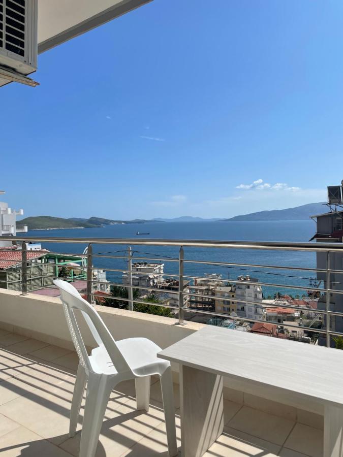 Xhulio Apartments Саранде Екстериор снимка