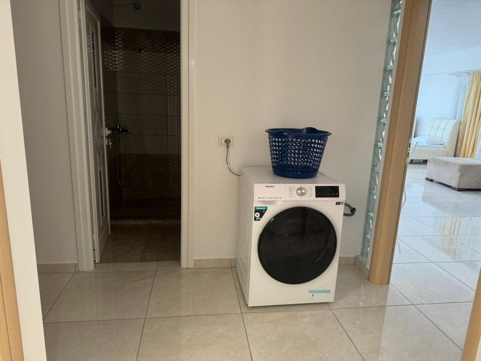 Xhulio Apartments Саранде Екстериор снимка