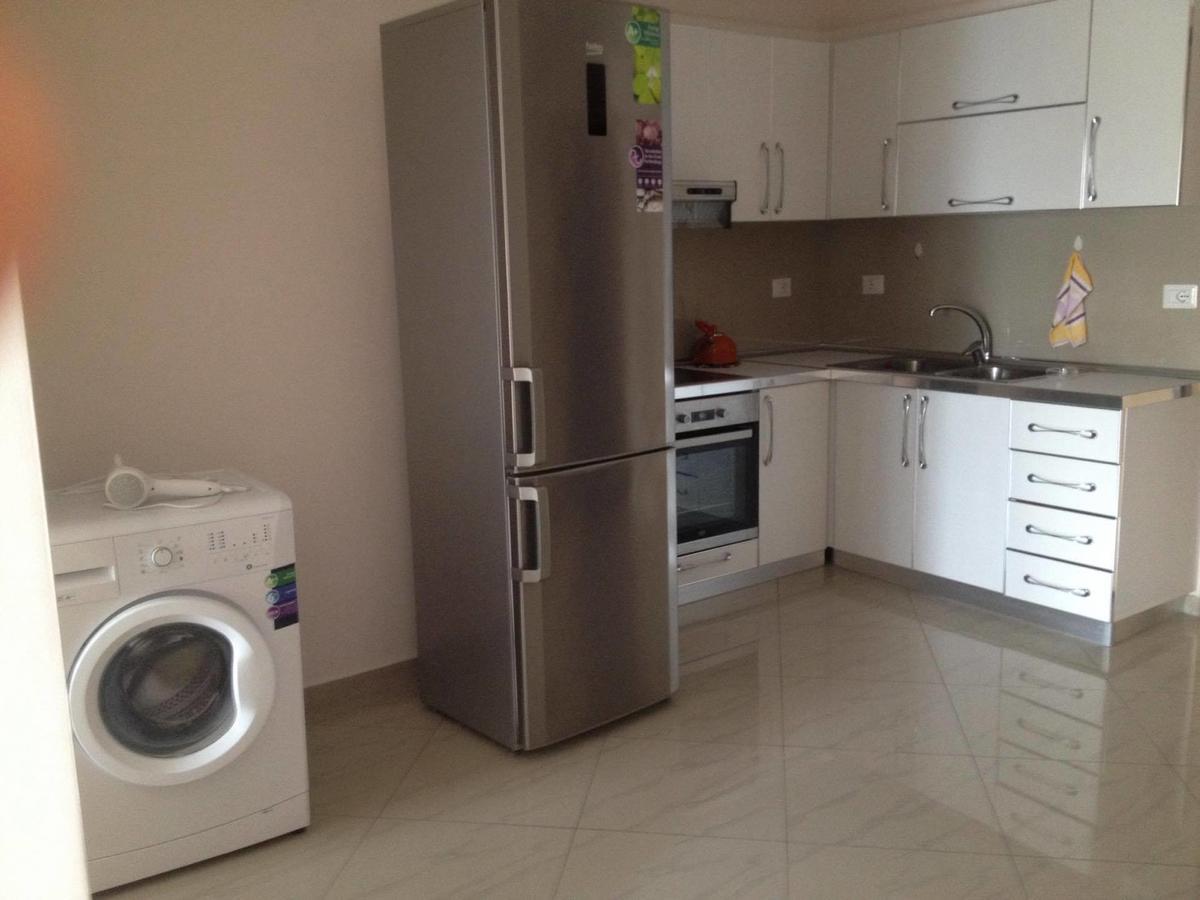 Xhulio Apartments Саранде Екстериор снимка